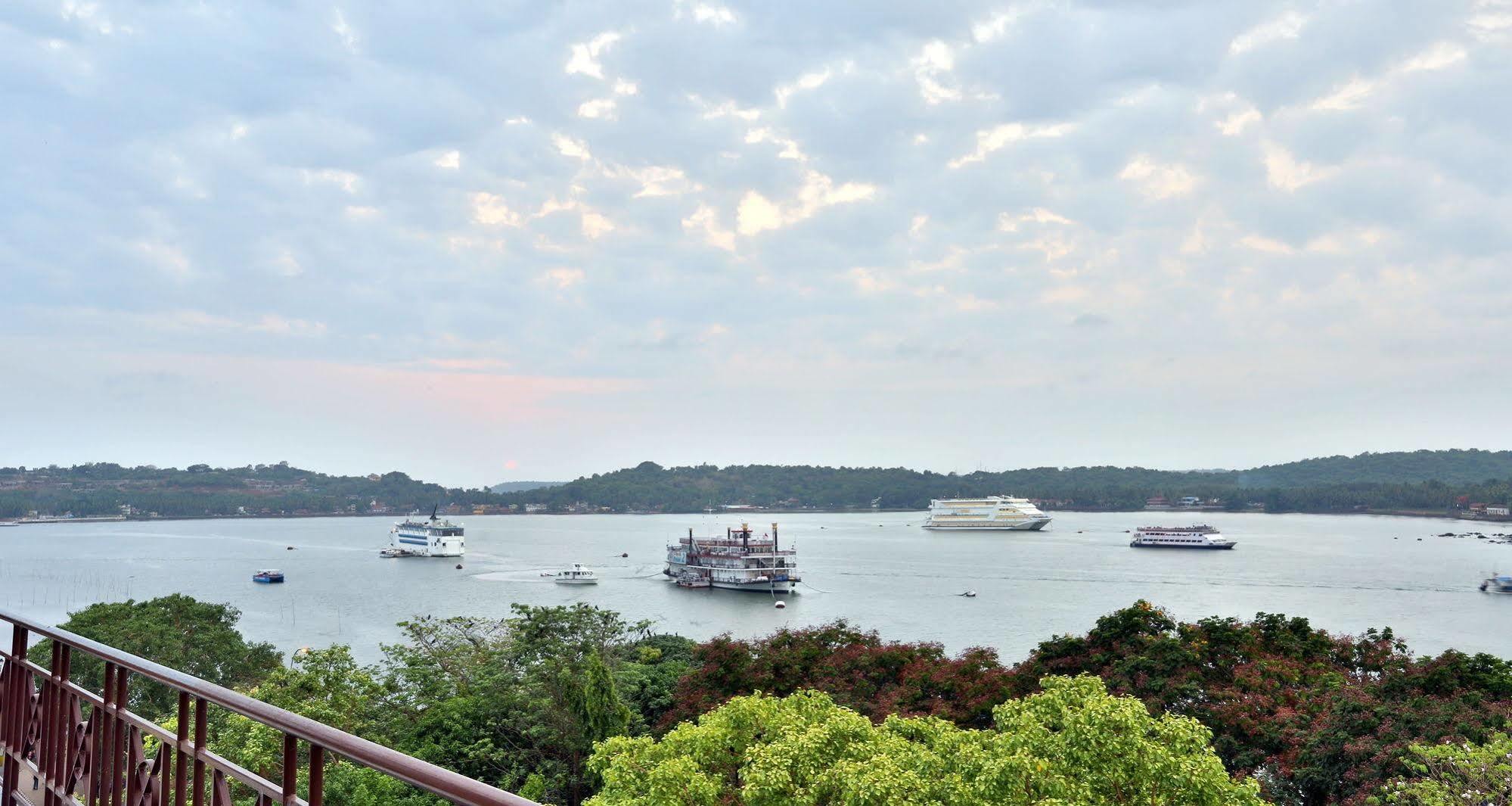 Hotel Mandovi Panaji Eksteriør bilde